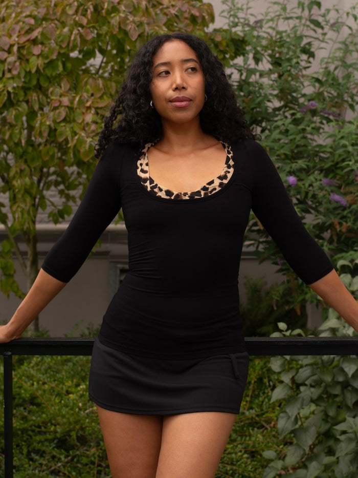 Black Thompson Top