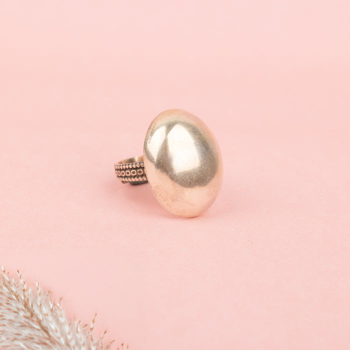 925 pure silver matte oval classic ring, detail view