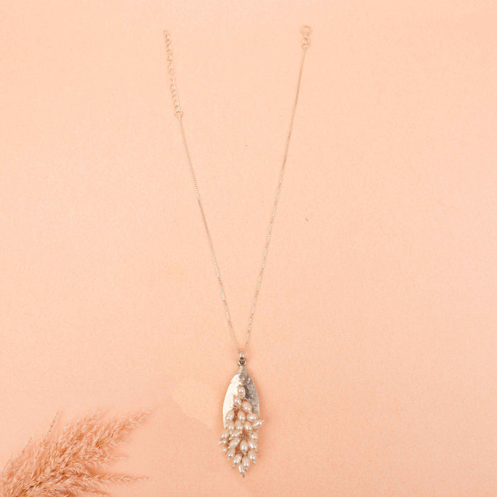 Adya Textured Pearl Bunch Necklace