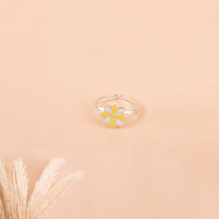 Adya Yellow Bloom Midi Ring