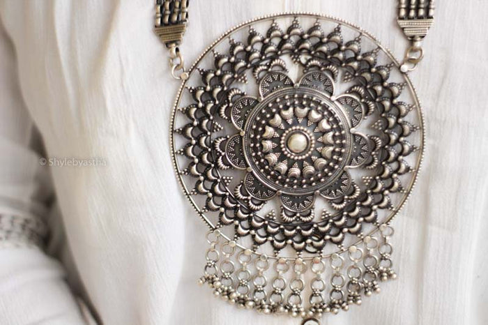 Anvaya Fine Art Classic Necklace