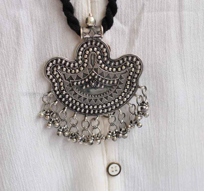 Anvaya Fine Daana Art Ghughri Necklace
