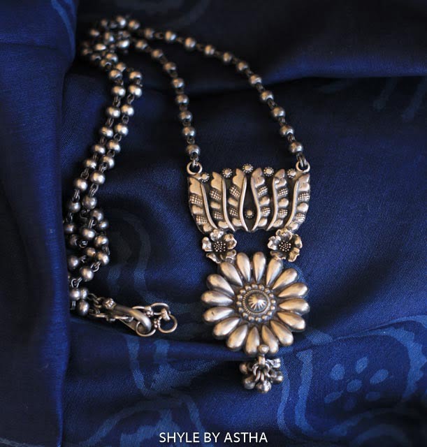 Anvaya Lotus Flower Embossed Necklace