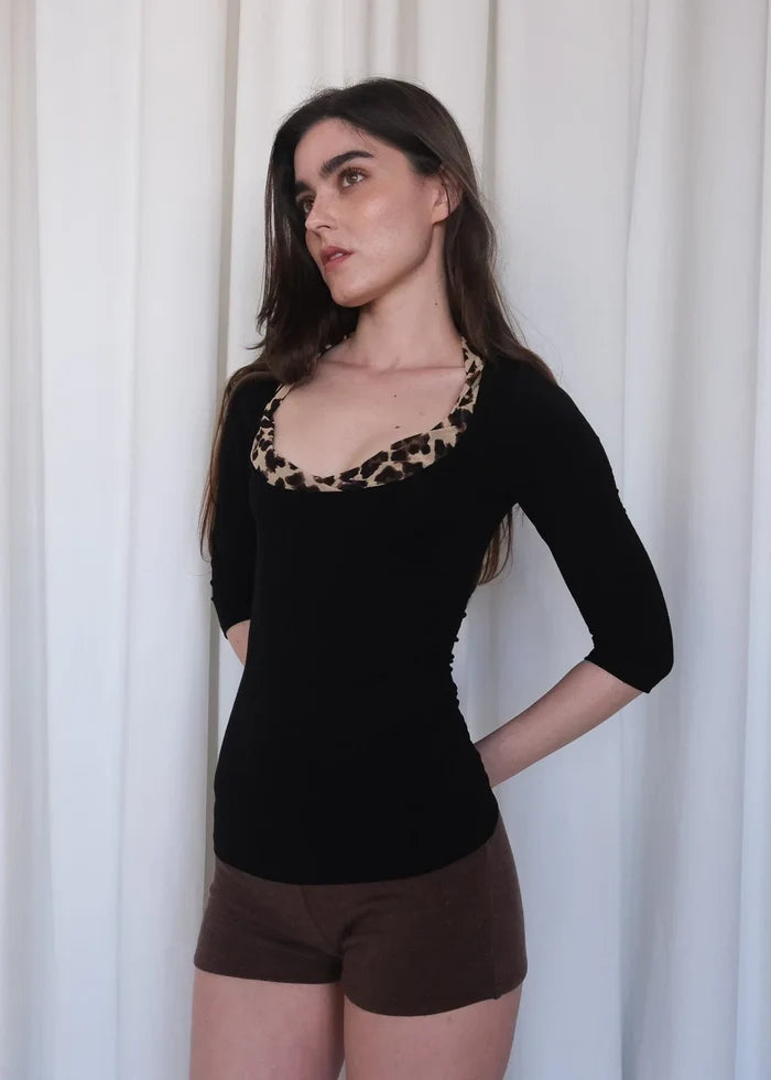 Black Thompson Top