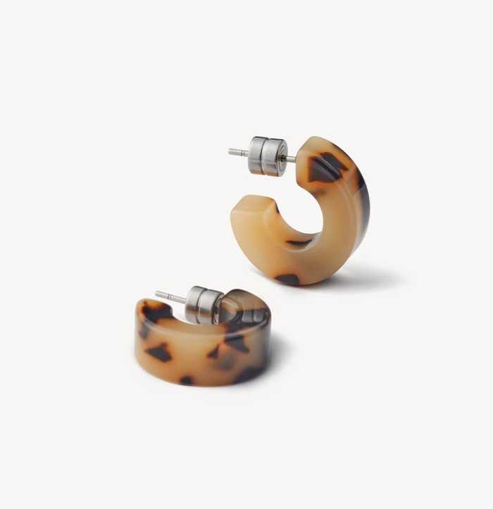 Blonde Tortoise Muse Hoops
