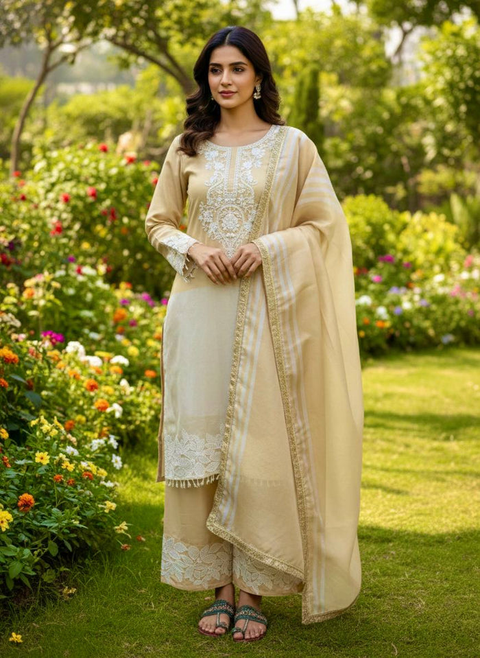 Chic Comfort Modern Ethnic Style Statement
