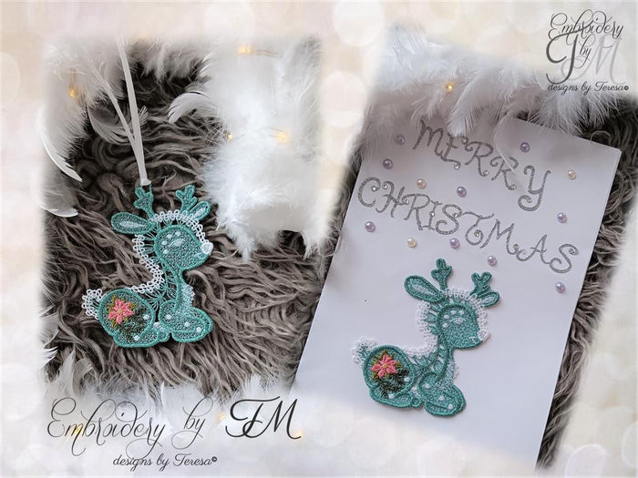 Christmas reindeer with poinsettia/4x4 hoop/two variations