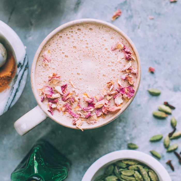 collagen booster powder diry rose chai