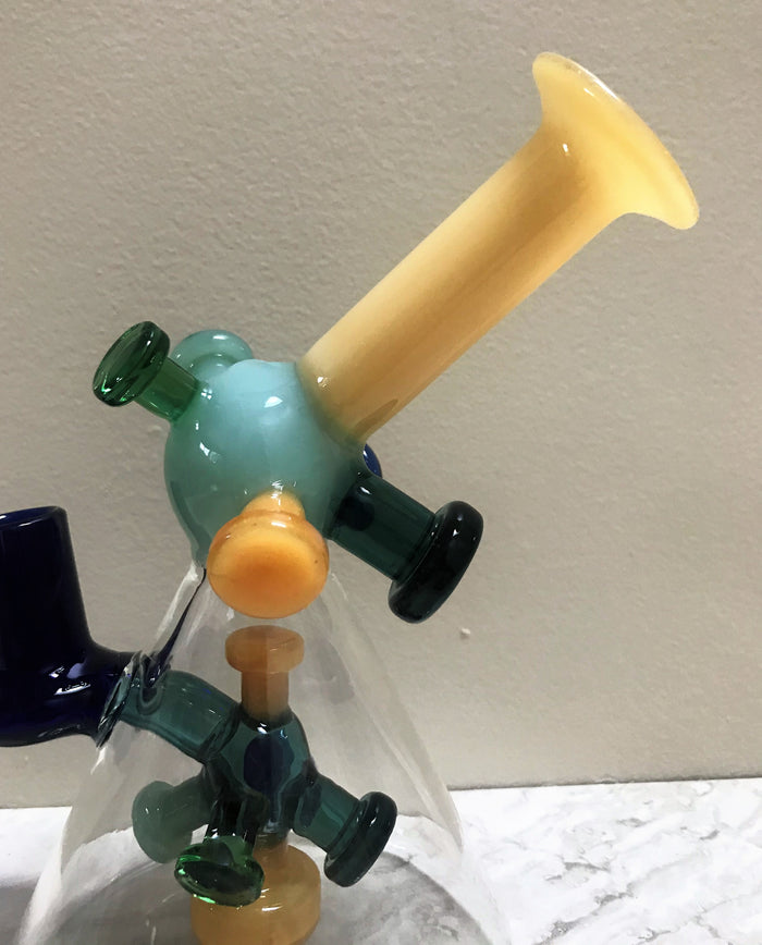 Collectible 6.5" Glass Beaker Rig with Shower Perc in Architectural Design & 2 - 14mm Slide Bowls