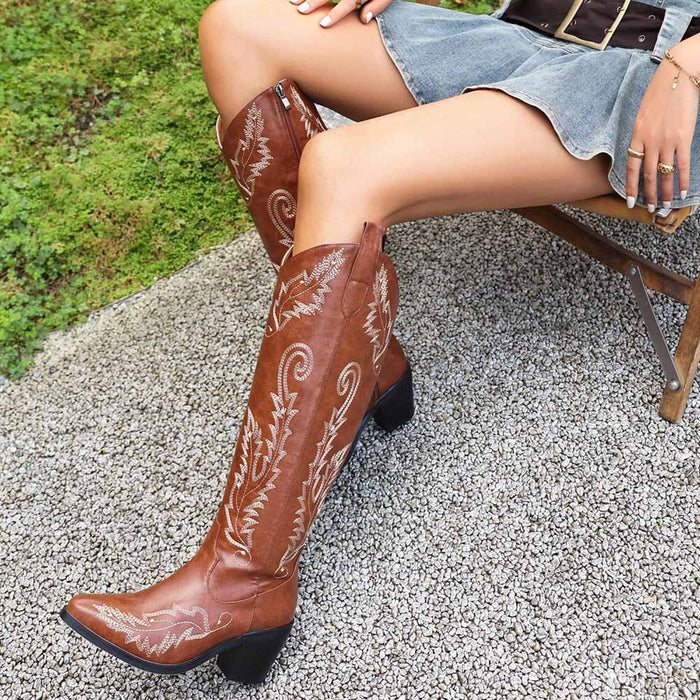 Cowgirl Boots Western Boots with Classic Embroidery