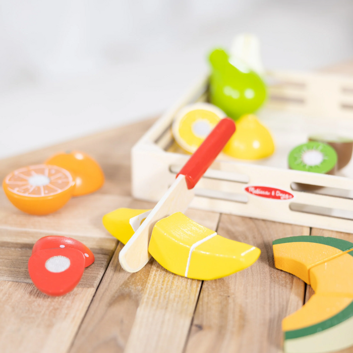 CUTTING FRUIT M&D