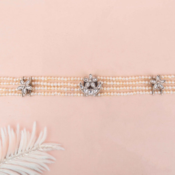 Essence Kundan Chaand Phool Pearl Choker