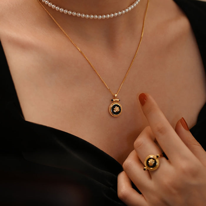 French Luxurious Vintage Black Agate Rose Pendant Necklace