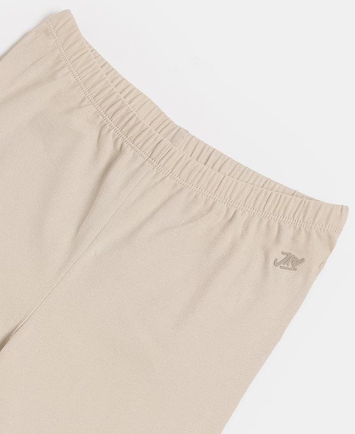 Girl's Super Combed Cotton Elastane Stretch Capri - French Oak