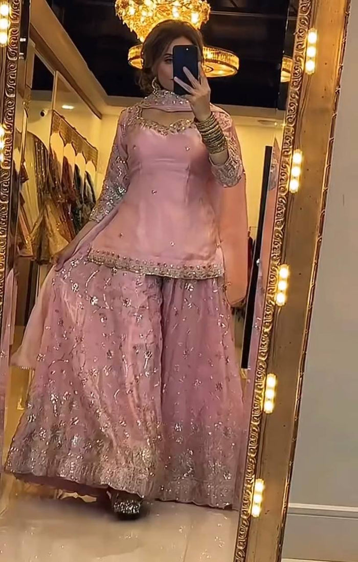 Glamorous Traditional Outfits for Celebrations