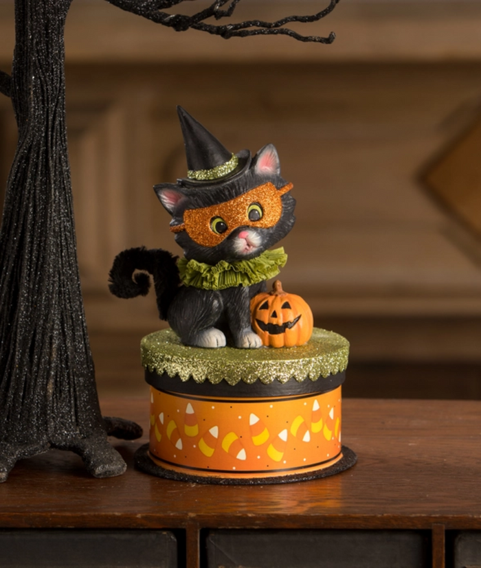 Bethany Lowe Designs Halloween Kitty Binks on Box Decor
