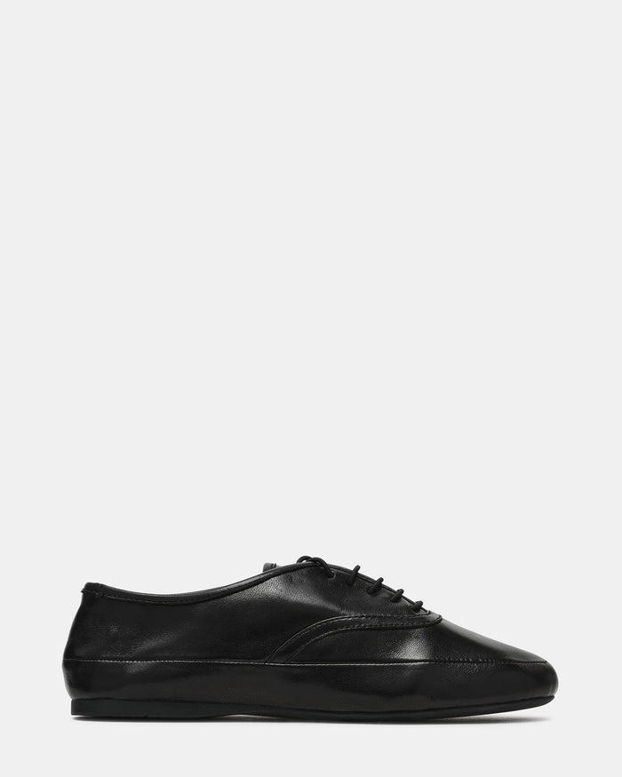 JAGO Black Leather Lace-Up Women's Flat | Steve Madden