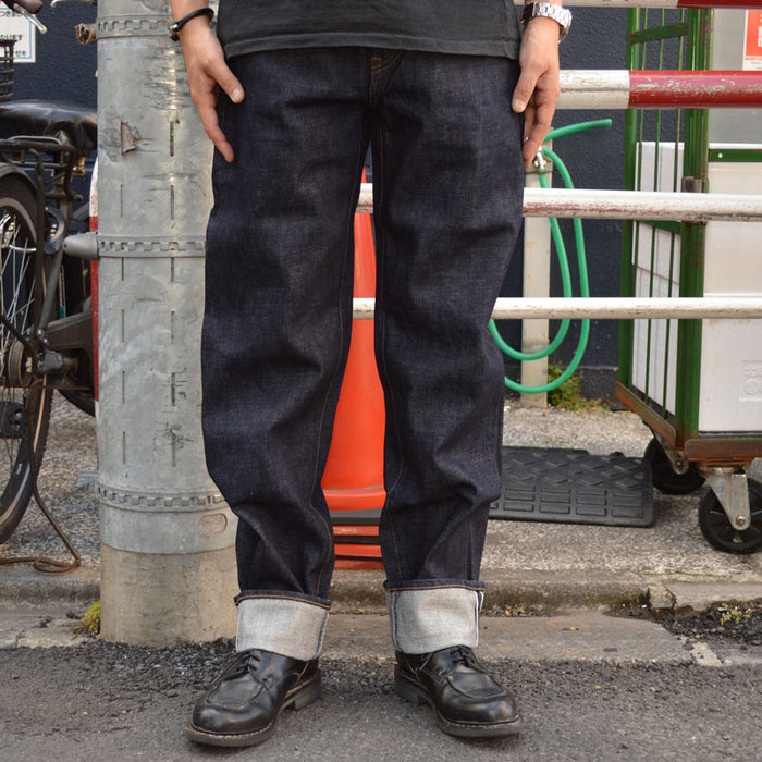 JAPAN BLUE JEANS "JMJE1102" Selvedge Straight Jeans 16oz