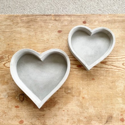 Medium Heart Shaped Cement Tray - Modern Home Interiors