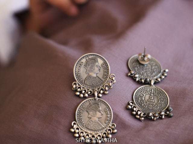 Mizoya Coin Layered Earrings