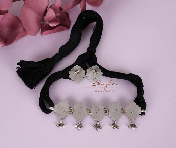 Mizoya Embossed Motif Ghughri Sequence Choker Set