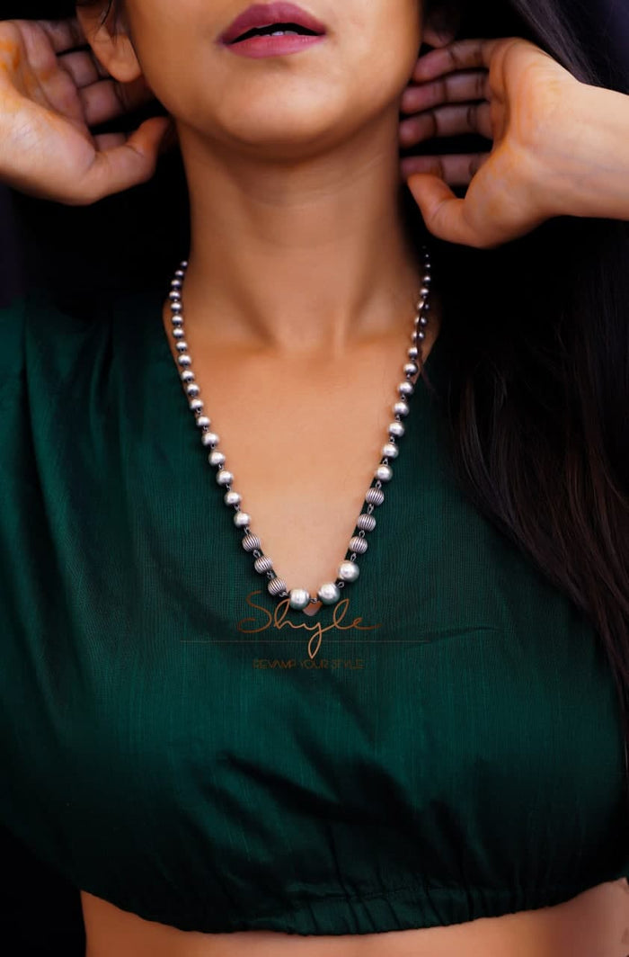 Mizoya Fine Rawa ball Tapered Everyday Necklace