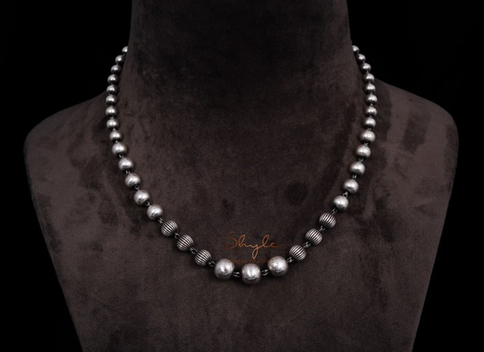 Mizoya Fine Rawa ball Tapered Everyday Necklace