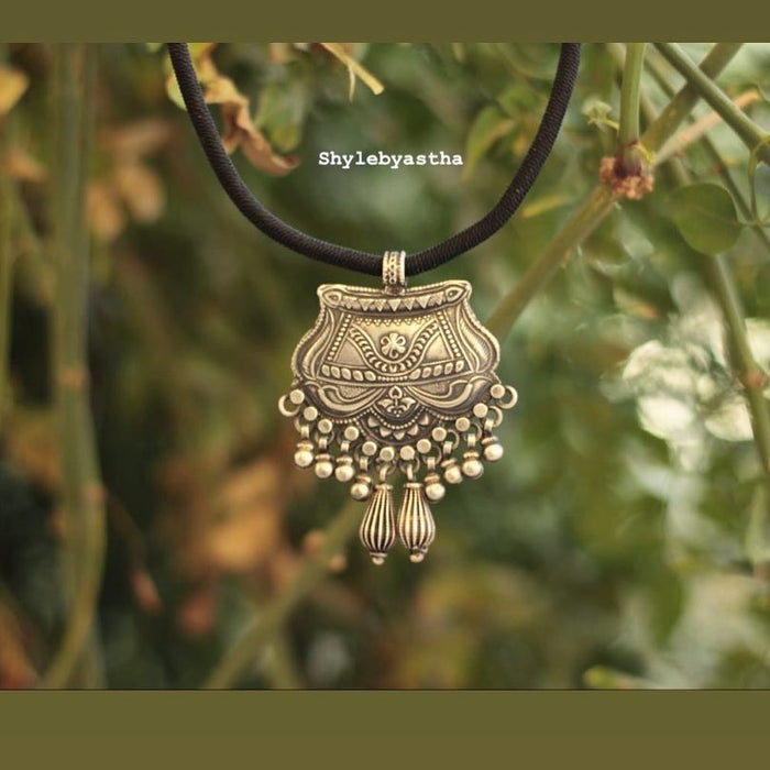 Mizoya Pendant