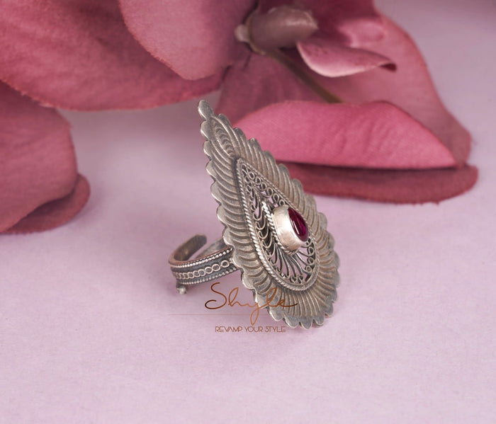Mizoya Statement Drop Ring