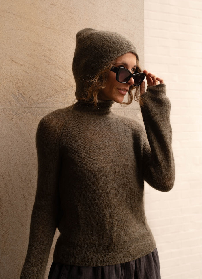Olive Rosa Sweater