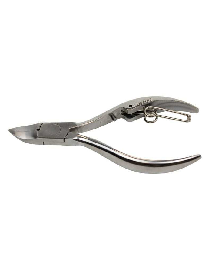 Stainless steel nail clippers from Seki Edge Craftsman Luxury 6-Piece Grooming Kit