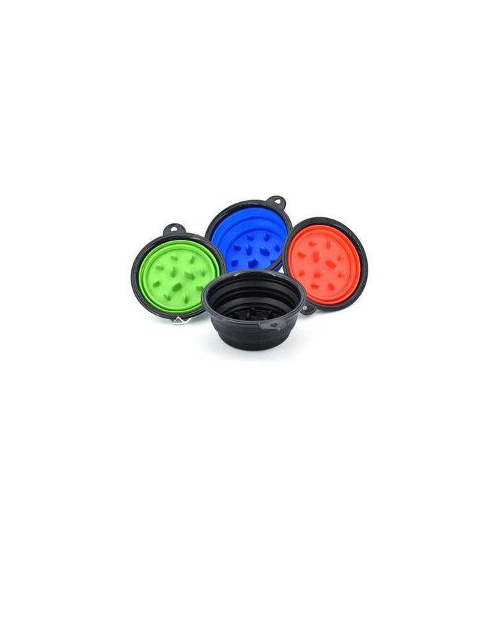 Travel-friendly collapsible silicone shaving bowl with lather agitators in multiple colors