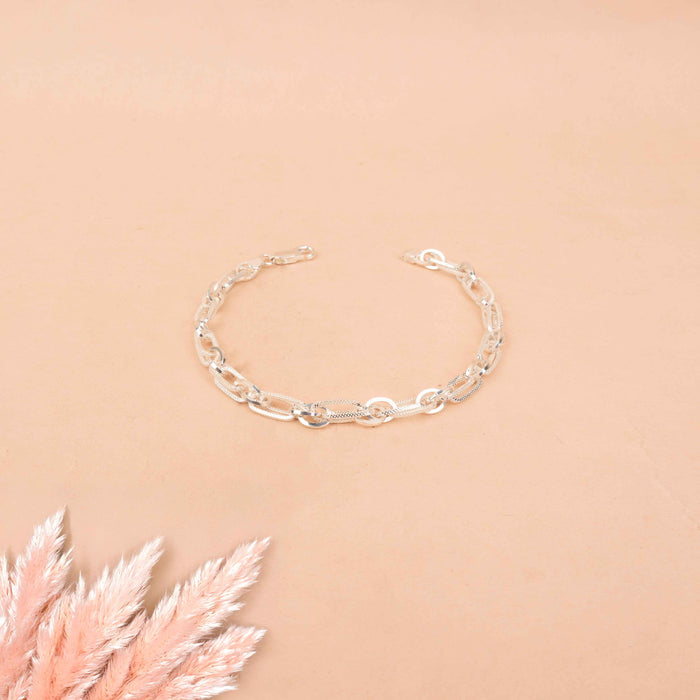 Sutra Bold Link Men Bracelet