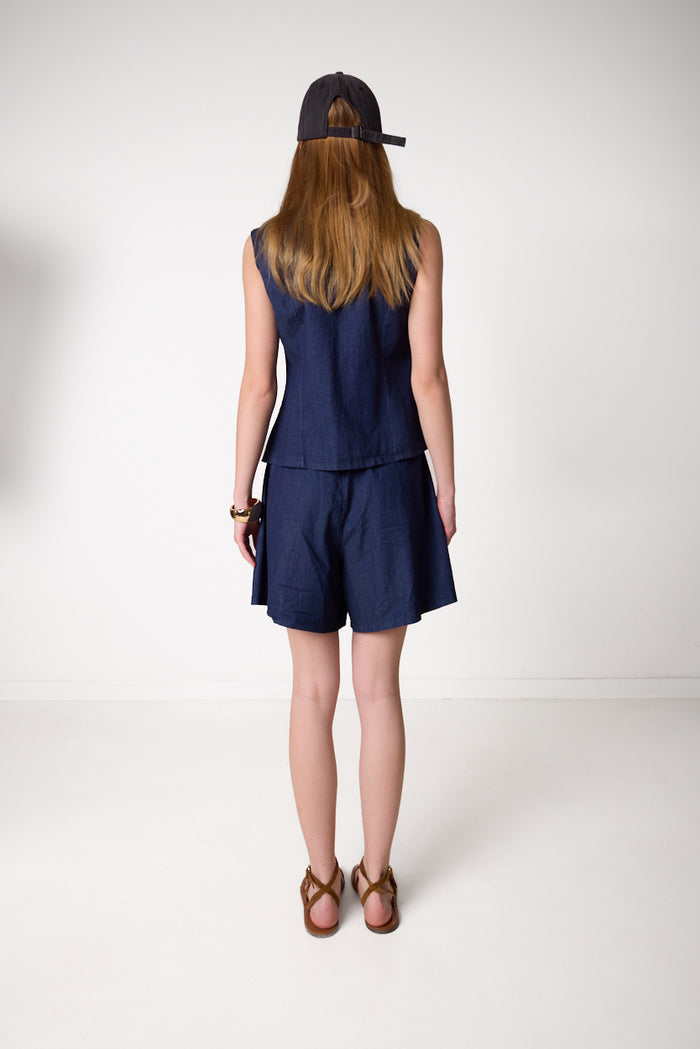 Tailored high-waist shorts with button and zipper wholesale