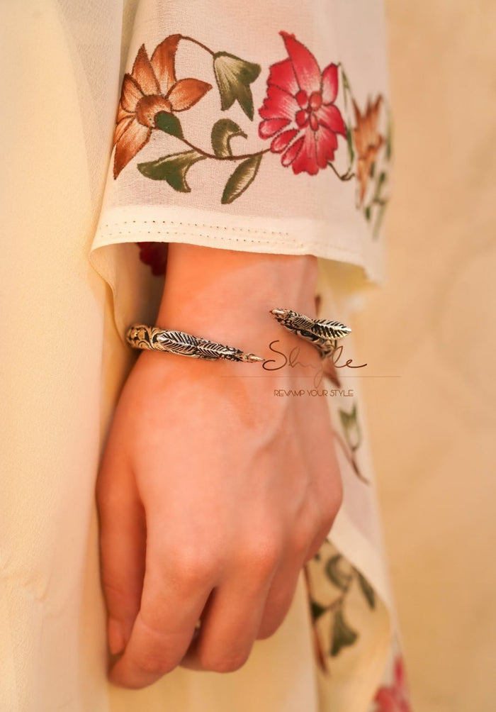 Tattva Dual Parrot Motif Chitai Classic Kada