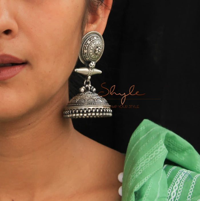 Tattva Intricate Motif Classic Jhumka model