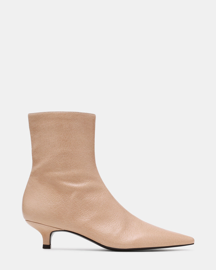 VILE Natural Leather Pointed-Toe Kitten Heel Women's Ankle Boot | Steve Madden