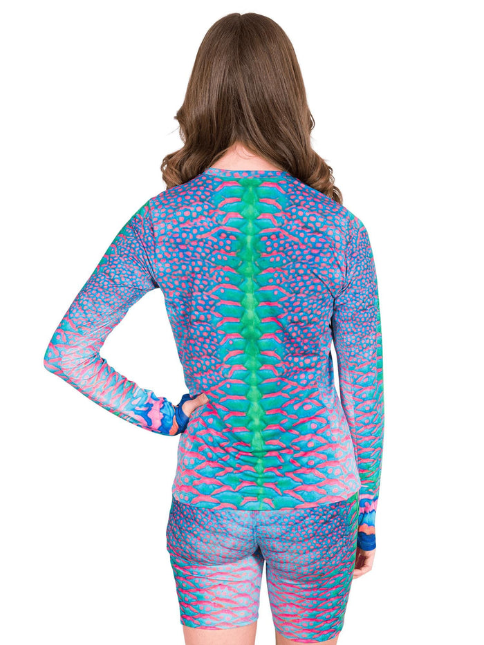 Model: Katherine is a marine biologist and environmental scientist. She is 5'8", 120 lbs, 32B and is wearing a size XS Women's Crew Neck Sun Shirt and S shorts.